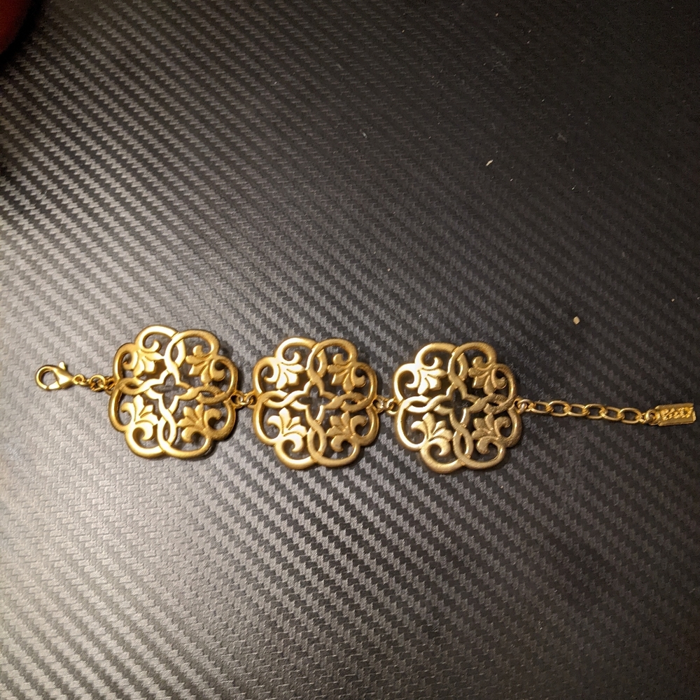 Foxy Filigree Bracelet